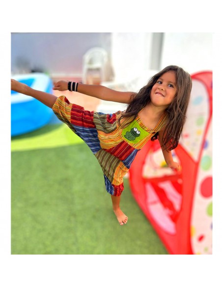peto bebé largo para disfrutar de la naturaleza, el campo, con libertad de movimiento, ropa infantil colorida, moda para niños